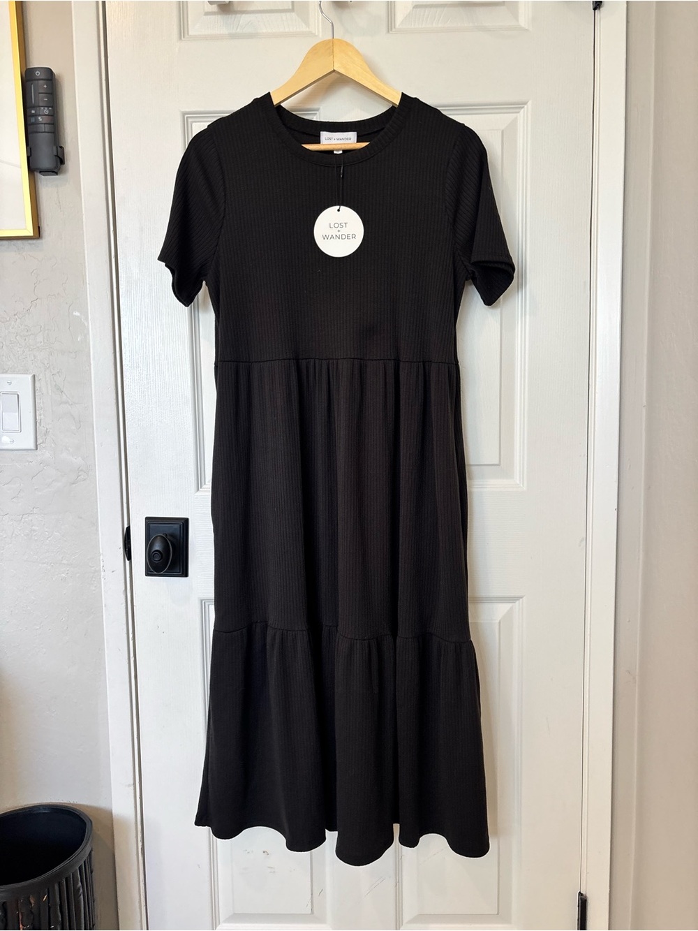 Lost + Wander Black Ribbed Tiered Short-Sleeve Midi Dress